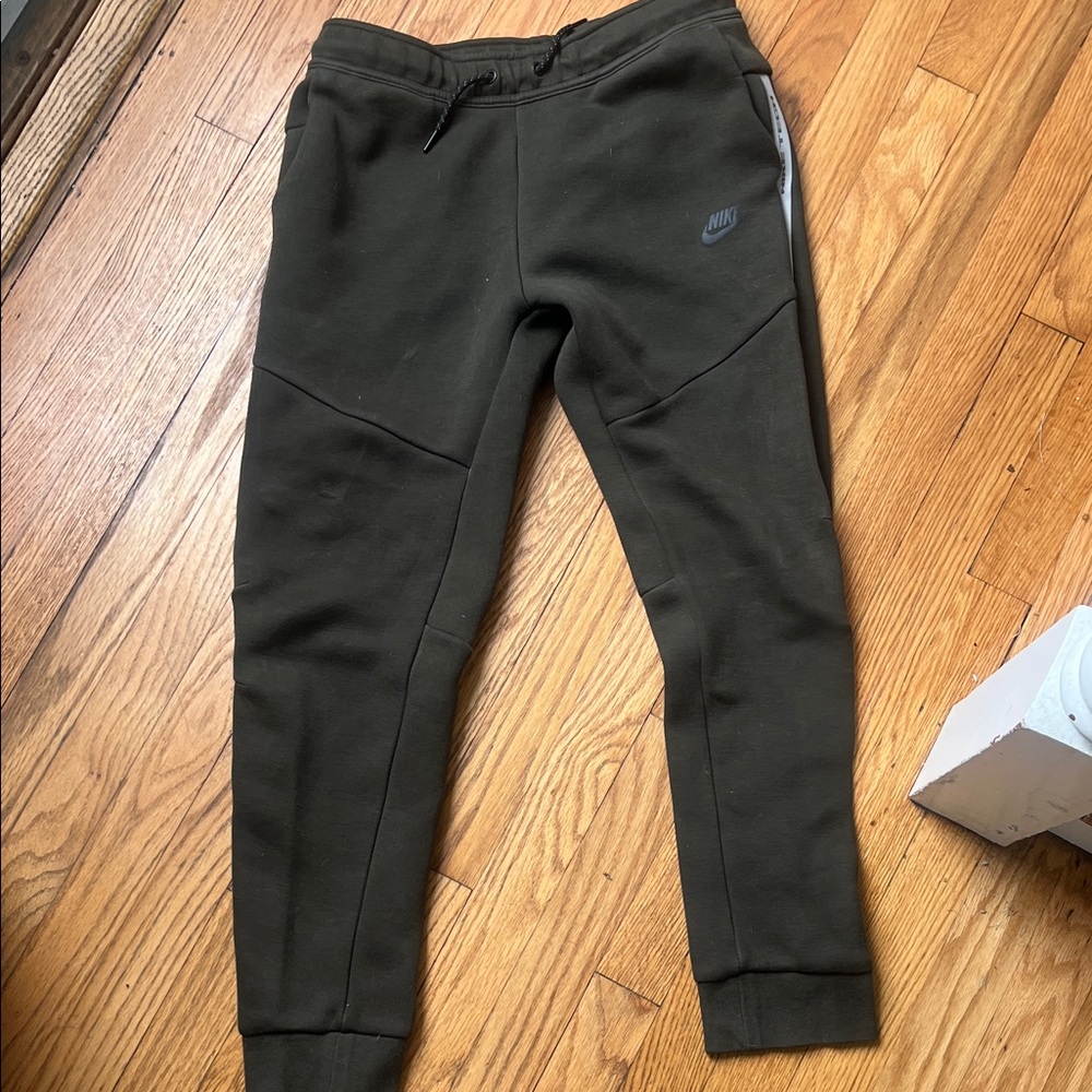 Nike Tech Kids Olive Jogger Sweatpants - Dark Green
